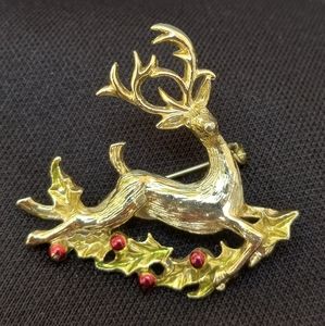 Vintage Christmas Deer Gold enamel Pin